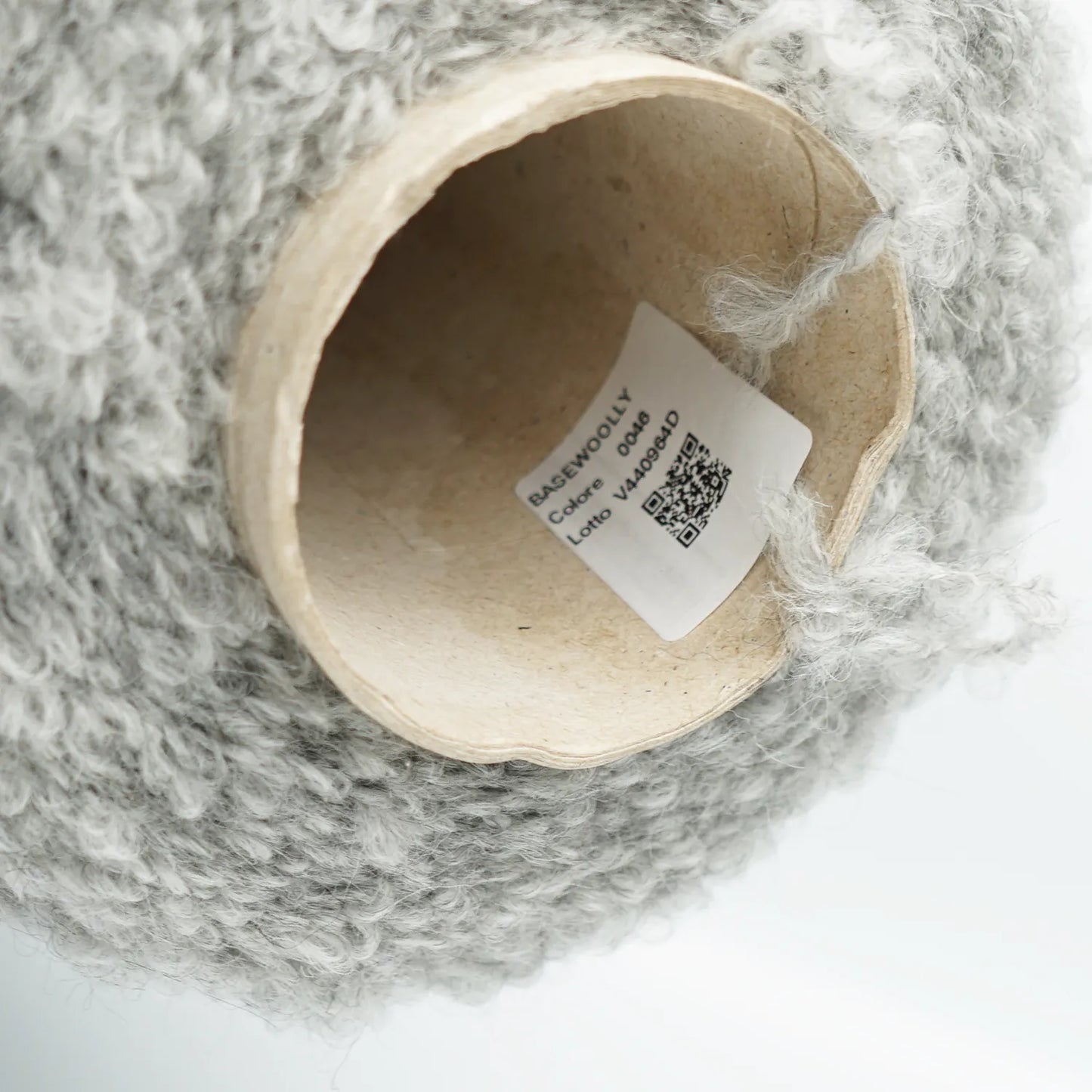 BASE WOOLLY - Garn aus 70% Lana Vergine und 30% Alpaca