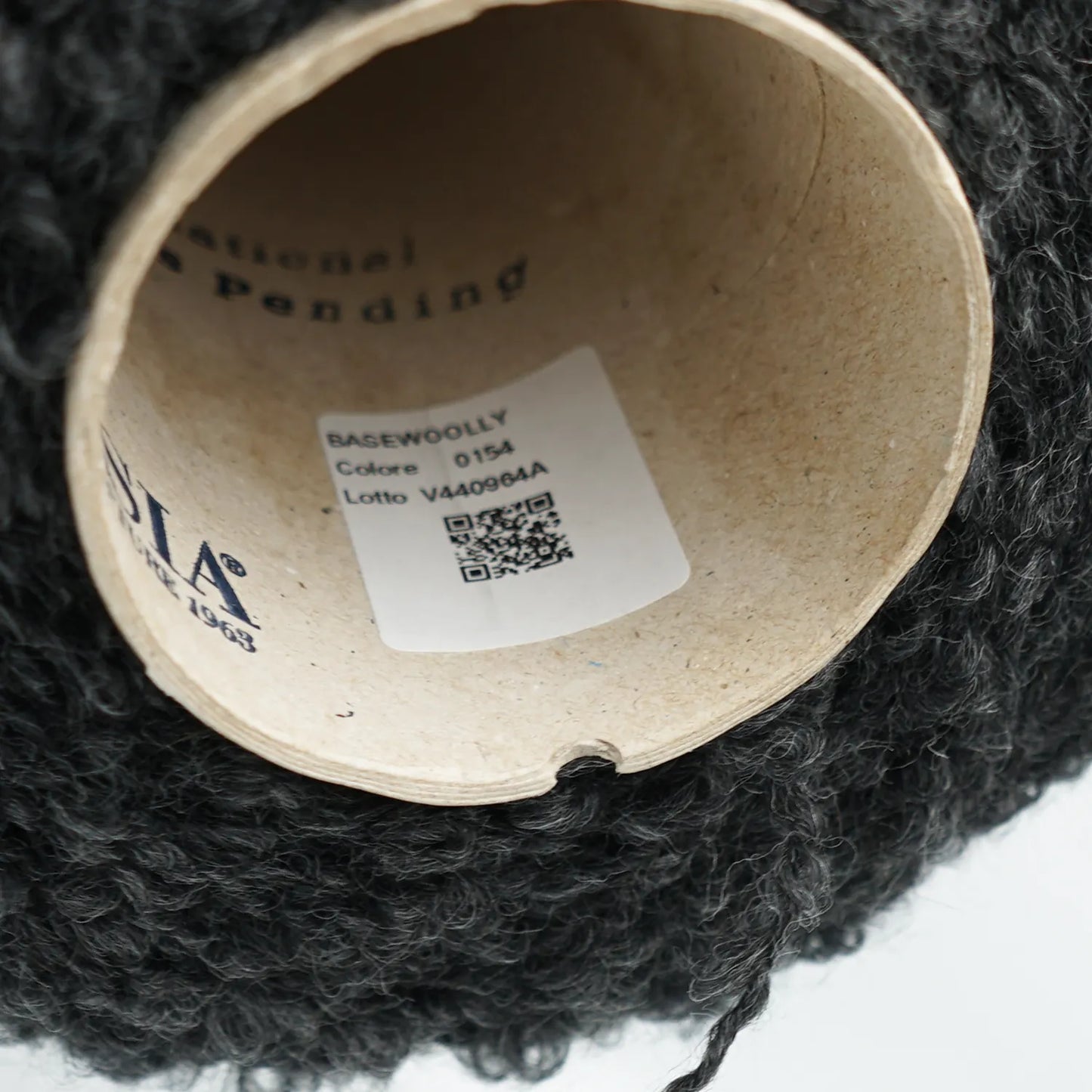 BASE WOOLLY - Garn aus 70% Lana Vergine und 30% Alpaca