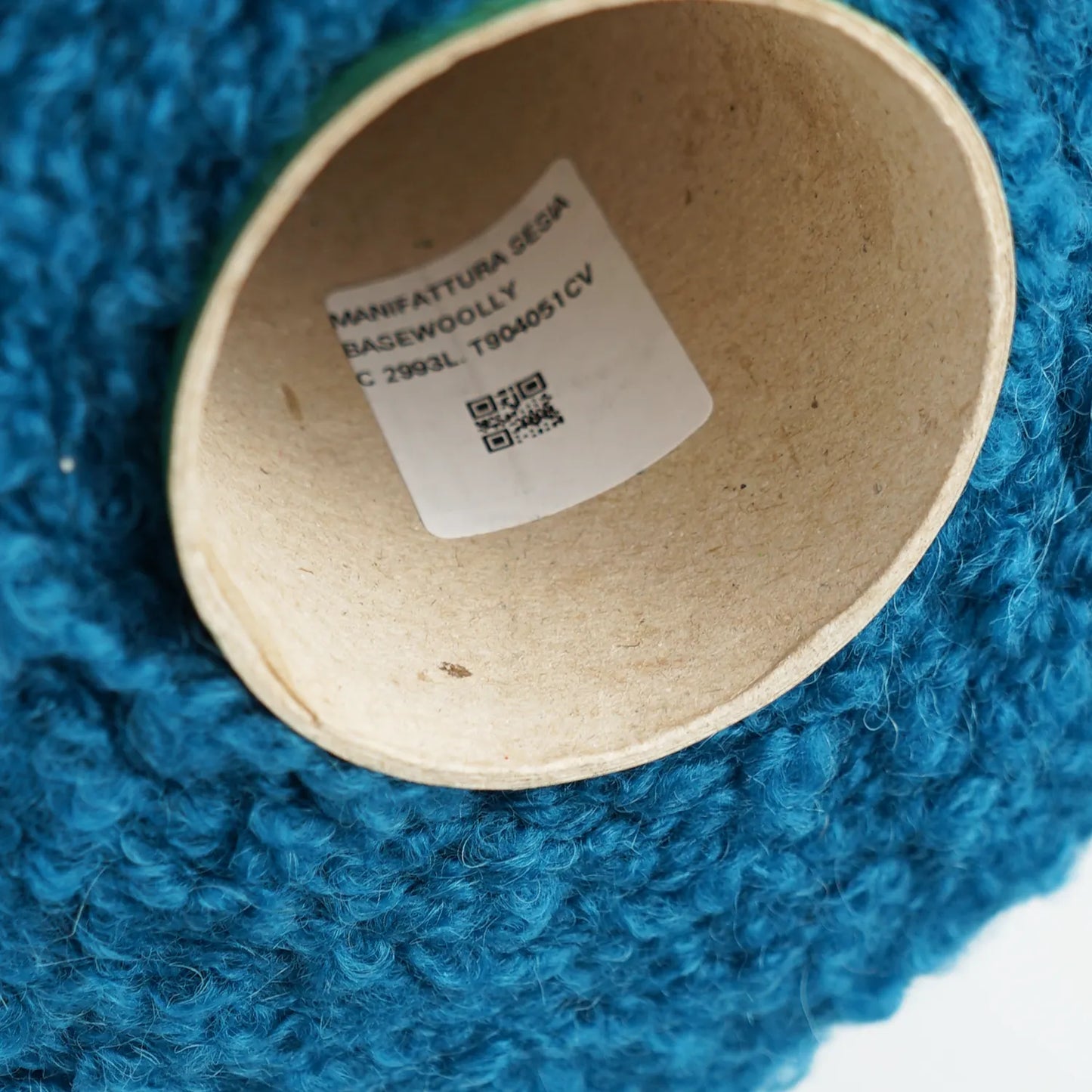 BASE WOOLLY - Garn aus 70% Lana Vergine und 30% Alpaca