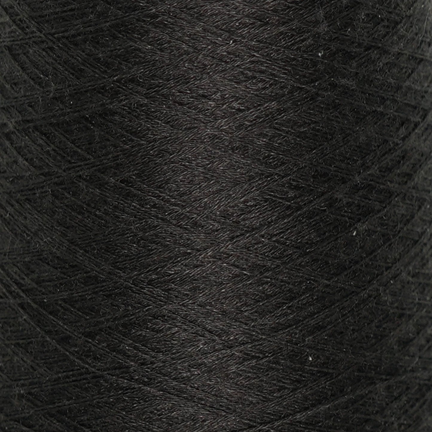 CARIAGGI JAIPUR – 190 g Kone – 70% Kaschmir 30% Seide – Dark Charcoal Grey mit warmem Braun-Unterton