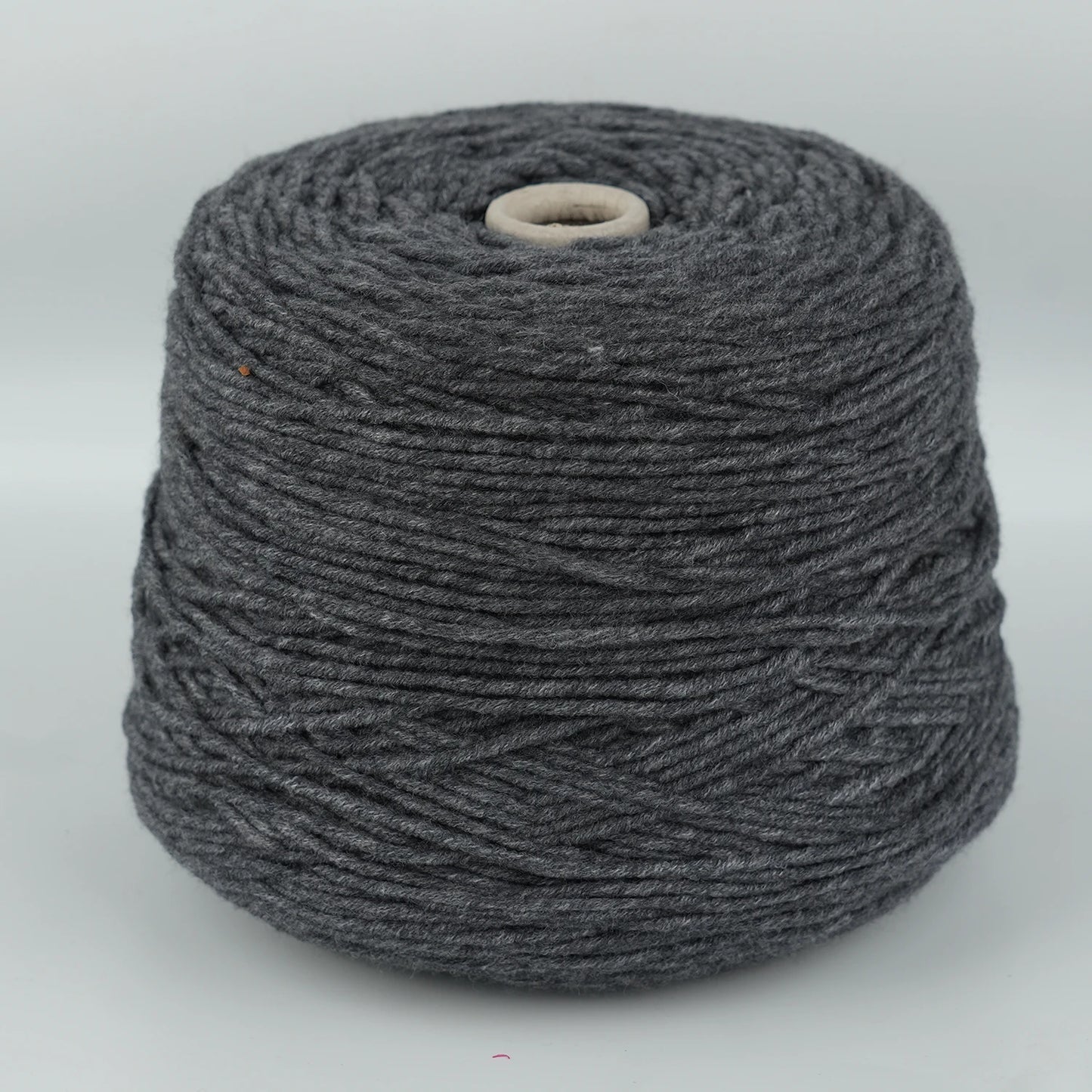 Husky Giga Kone Strickwolle – Robustes Garn aus 45% Wolle und 55% Acryl