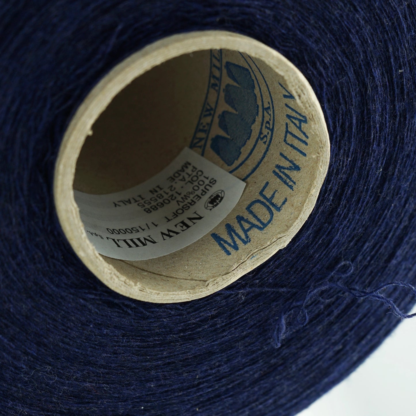 NEW MILL - Garn aus 100% WV NM1/15000 - Merinowolle
