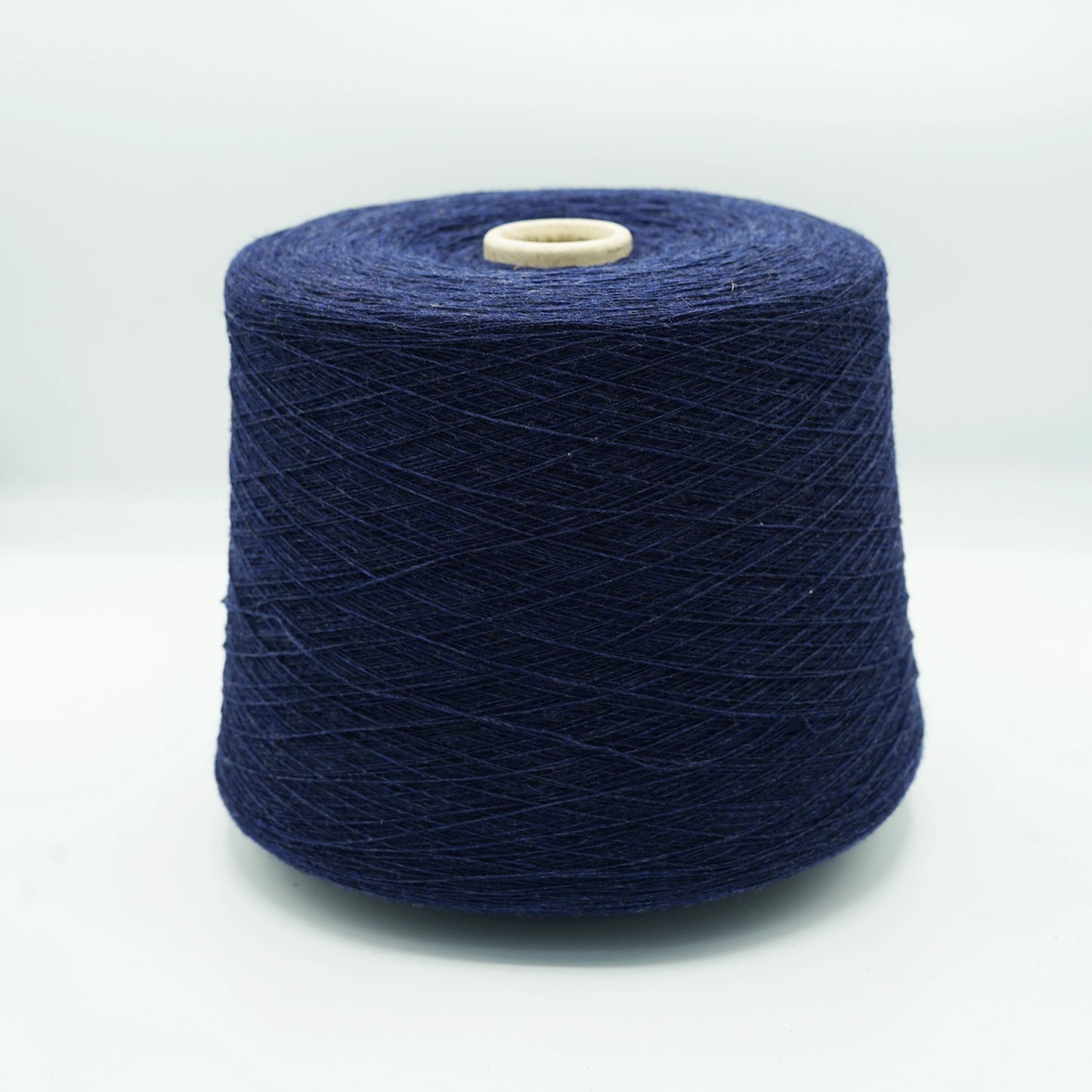 NEW MILL - Garn aus 100% WV NM1/15000 - Merinowolle