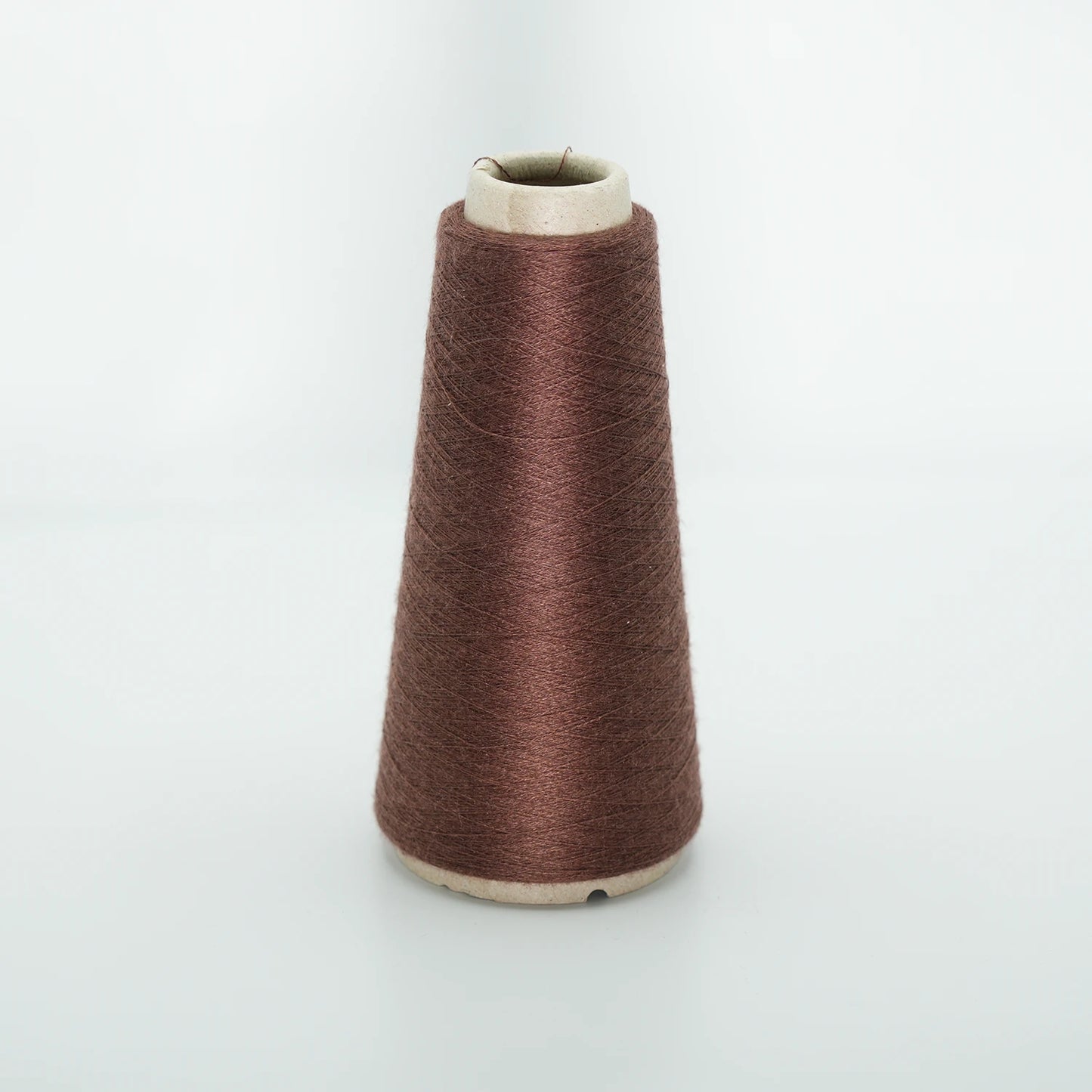CARIAGGI JAIPUR – 75 g Kone – 70% Kaschmir 30% Seide – Deep Chocolate Brown mit warmem Kastanien-Unterton