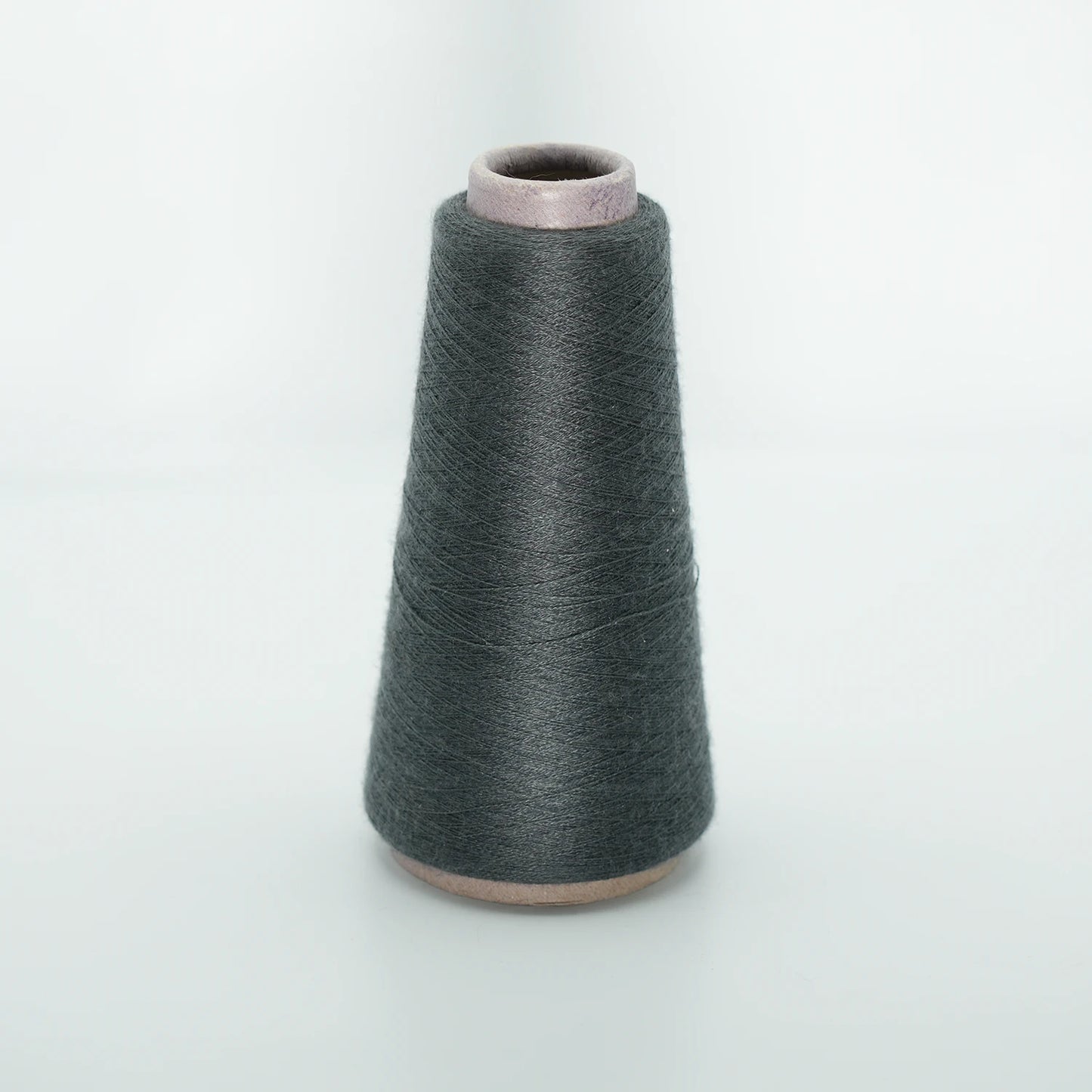 CARIAGGI JAIPUR – 80 g Kone – 70% Kaschmir 30% Seide – Deep Forest Green mit kühlem Anthrazit-Unterton