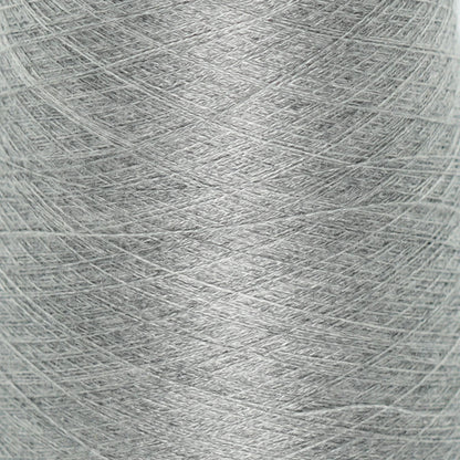 CARIAGGI JAIPUR – 205 g Kone – 70% Kaschmir 30% Seide – Soft Silver Grey mit kühlem Perlmutt-Unterton