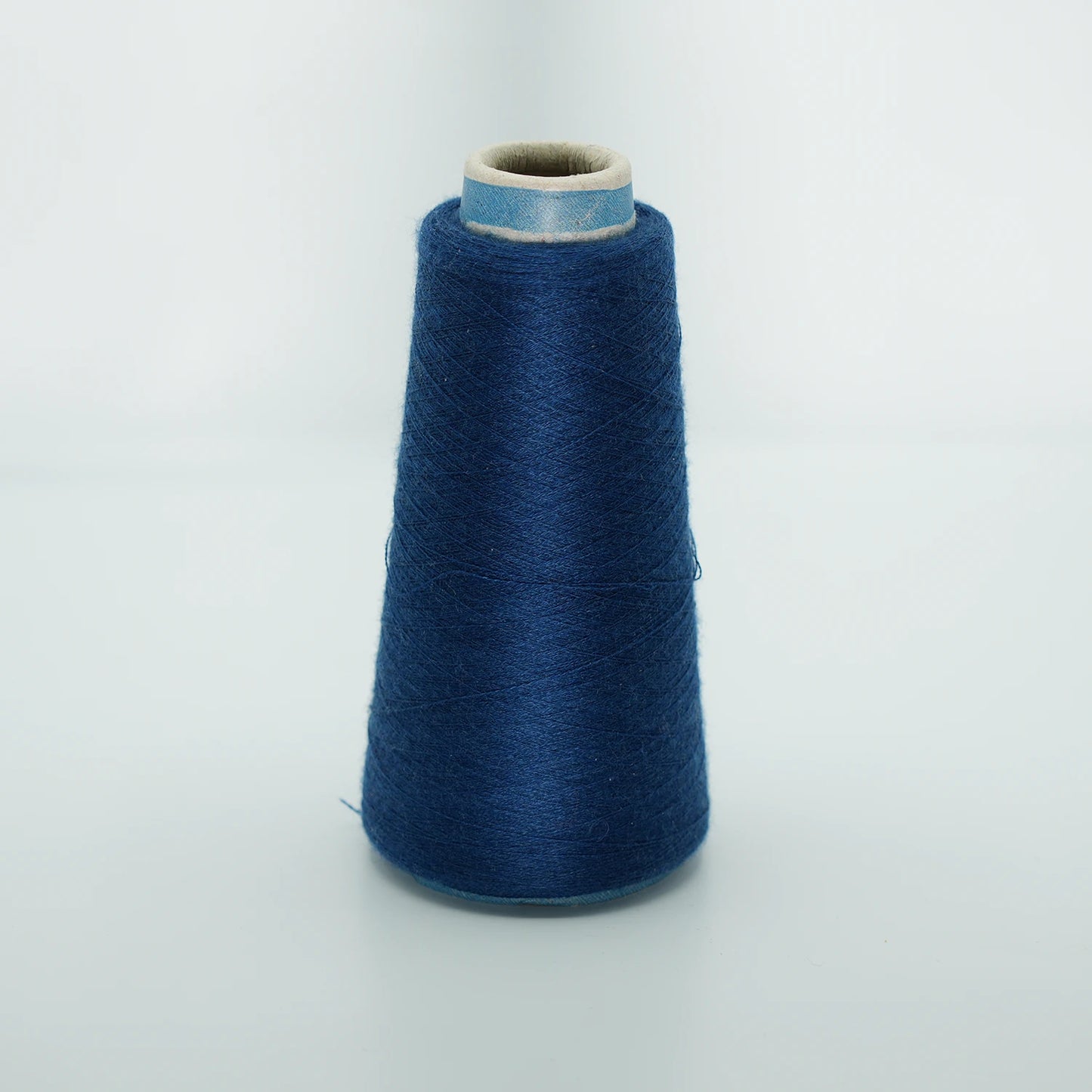 CARIAGGI JAIPUR – 105 g Kone – 70% Kaschmir 30% Seide – Navy Blue mit tiefem Marine-Unterton