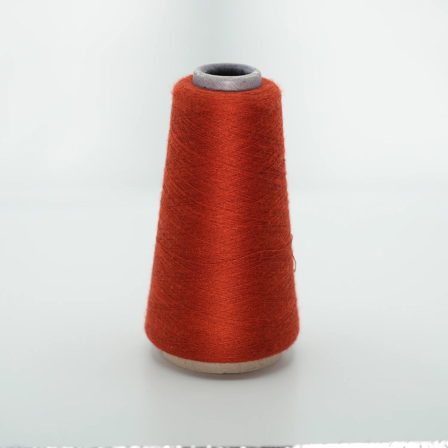 CARIAGGI JAIPUR – 140 g Kone – 70% Kaschmir 30% Seide – Burnt Orange mit warmem Kupfer-Unterton