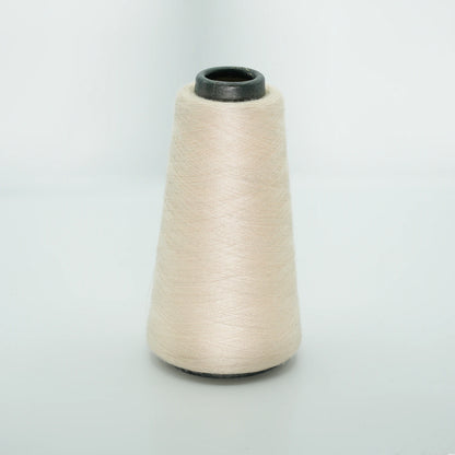 CARIAGGI JAIPUR – 140 g Kone – 70% Kaschmir 30% Seide – Champagne Beige mit goldenem Schimmer