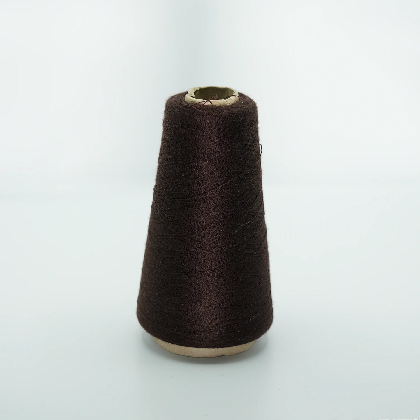 CARIAGGI JAIPUR – 190 g Kone – 70% Kaschmir 30% Seide – Rich Chocolate Brown mit tiefem Kakao-Ton