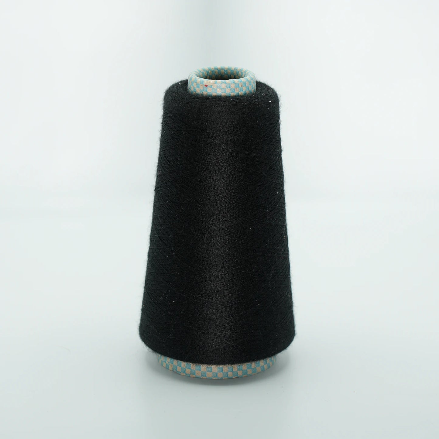 CARIAGGI JAIPUR – 175 g Kone – 70% Kaschmir 30% Seide – Deep Black mit intensivem Schwarz-Ton